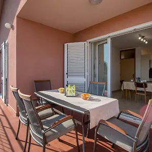 apartment-rubina.in-istria.net/